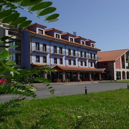 Hotel Cristina Noreña Екстериор снимка