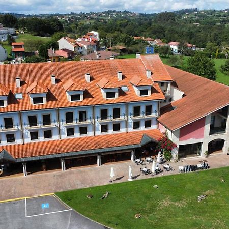 Hotel Cristina Noreña Екстериор снимка