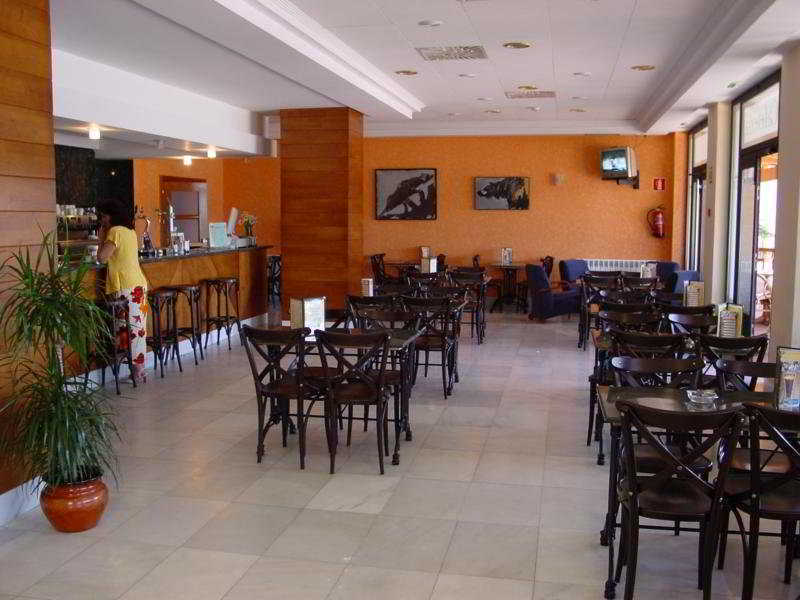 Hotel Cristina Noreña Екстериор снимка